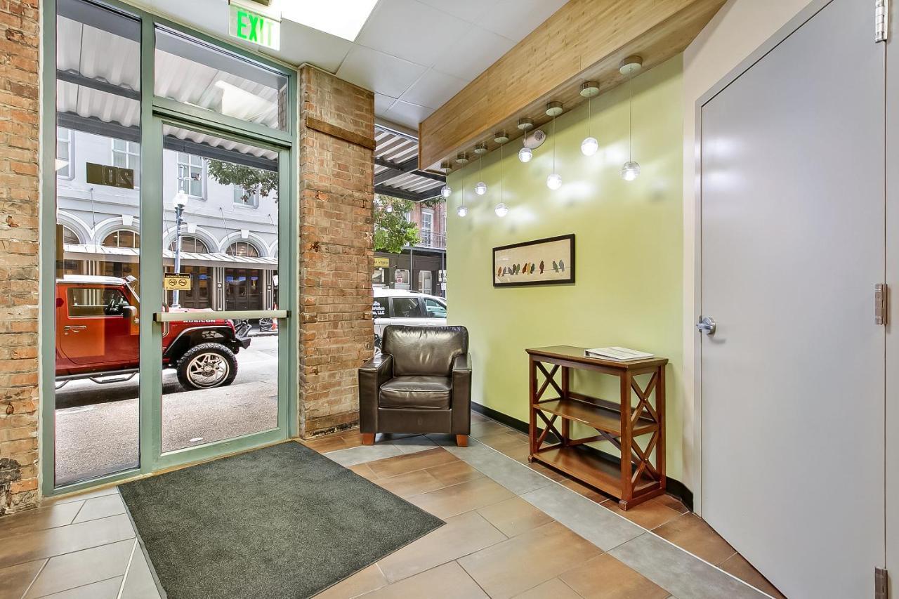 Beautiful Condos Steps From French Quarter And Bourbon St Ню Орлиънс Екстериор снимка