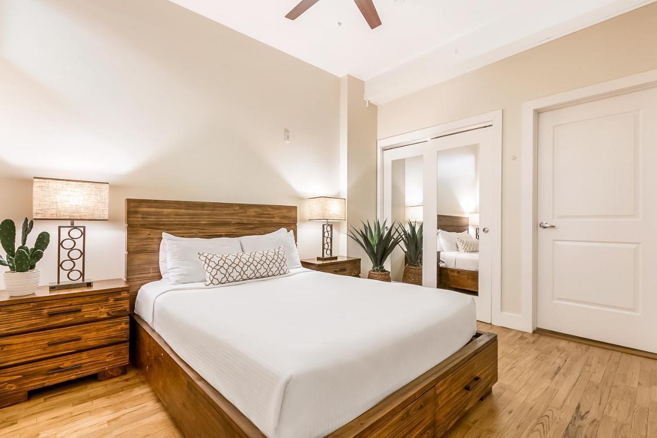 Beautiful Condos Steps From French Quarter And Bourbon St Ню Орлиънс Екстериор снимка