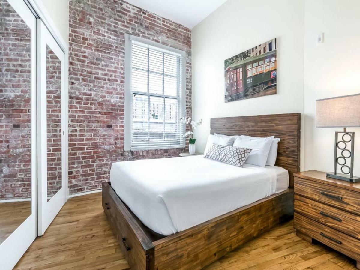 Beautiful Condos Steps From French Quarter And Bourbon St Ню Орлиънс Екстериор снимка